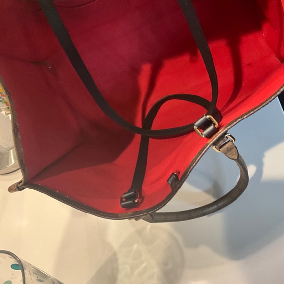 Louis Vuitton on the go tote largest size - Picture 8 of 8